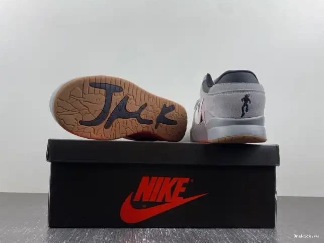 One Kick THE SCOTT X TRAVIS CHECK CUT JORDAN FZ8117-001 0531